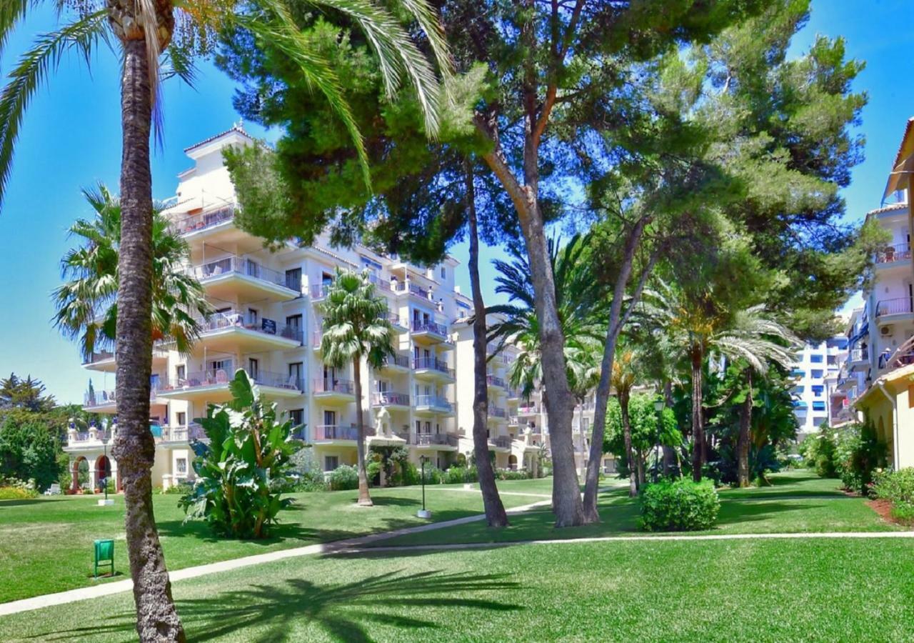 Beachfront Luxury Apartment, Puerto Banus, Marbella Kültér fotó