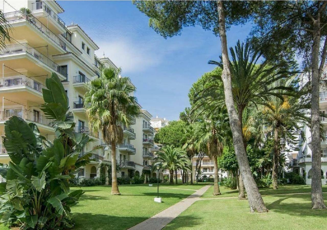 Beachfront Luxury Apartment, Puerto Banus, Marbella Kültér fotó
